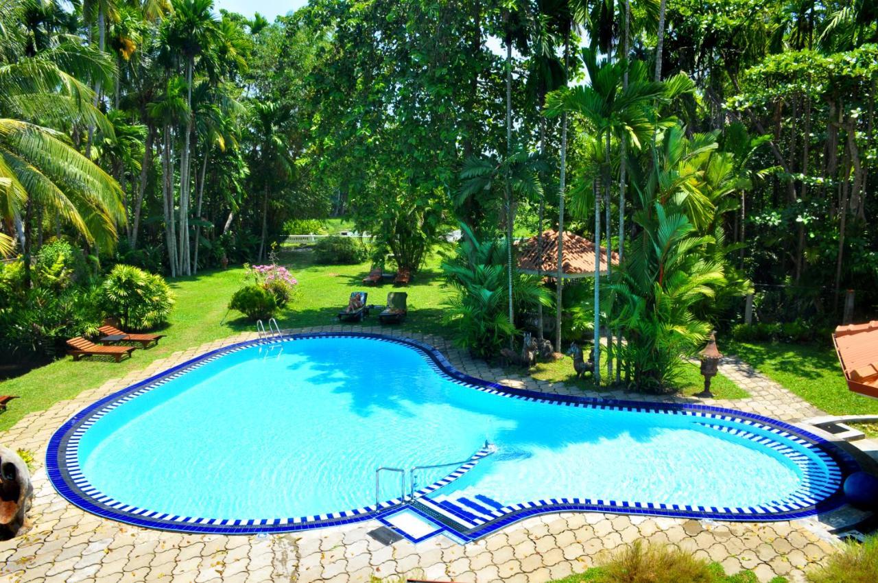 בנטוטה Ayubowan Swiss Lanka Bungalow Resort מראה חיצוני תמונה